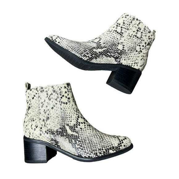 NEW Blondo Elvina Snake Animal Print Waterproof Leather Booties‎ 6.5 - Picture 1 of 13